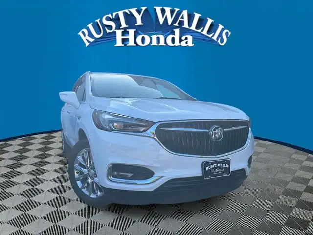 2019 Buick Enclave Essence's photo
