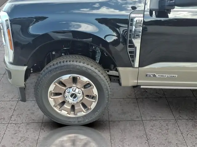 2026 Ford F-250 King Ranch 4WD Crew Cab 6-3/4' Box photo 4