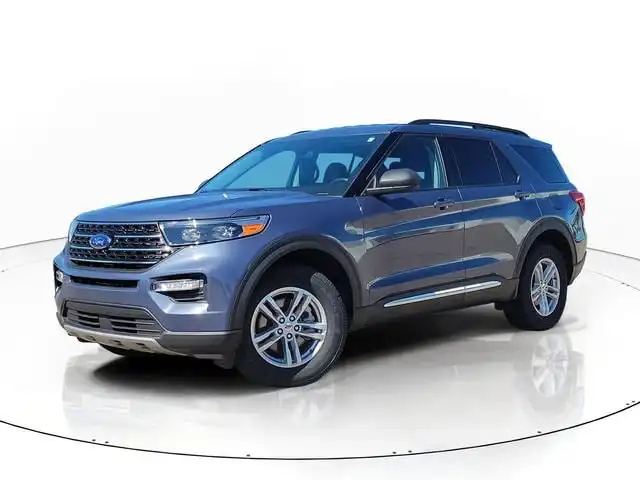 2021 Ford Explorer XLT 4WD's photo