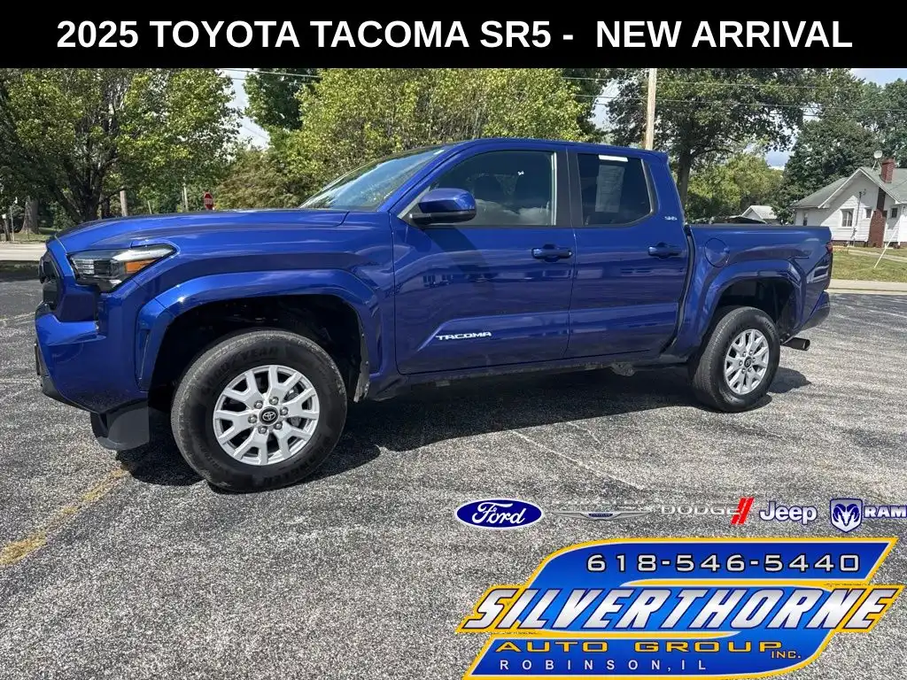 2025 Toyota Tacoma SR5 4WD Double Cab's photo