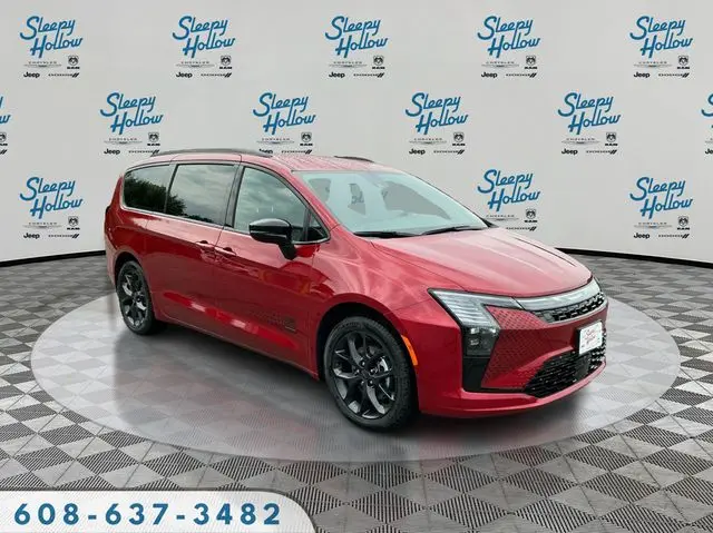 2027 Chrysler Pacifica Select photo 3