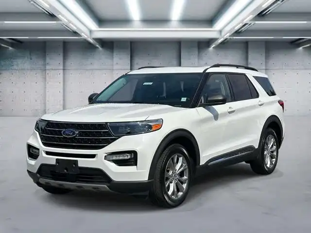 2023 Ford Explorer XLT 4WD's photo
