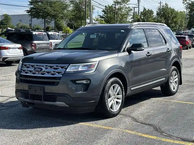 2019 Ford Explorer XLT 4WD's photo