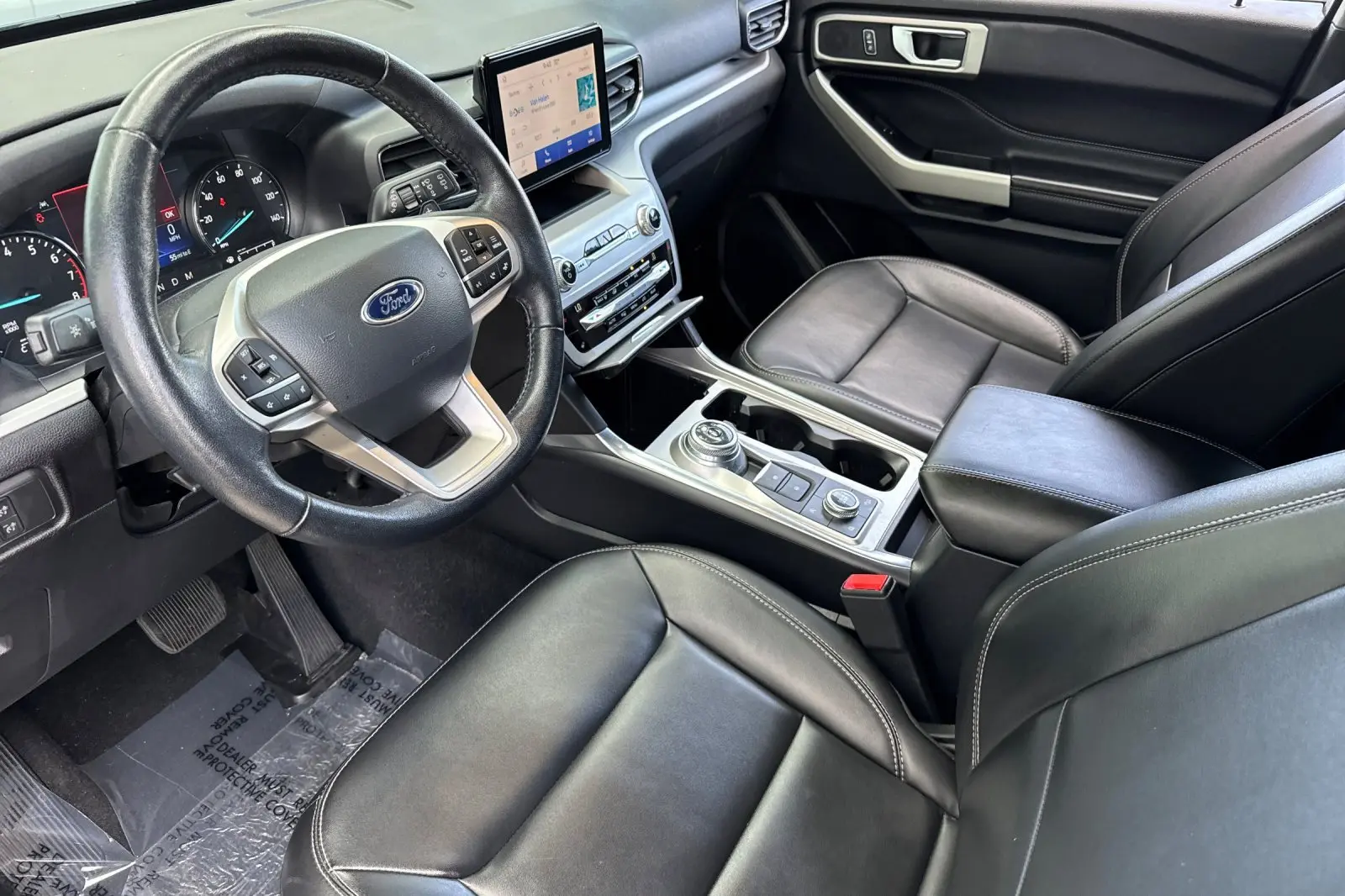 2021 Ford Explorer XLT 4WD photo 4