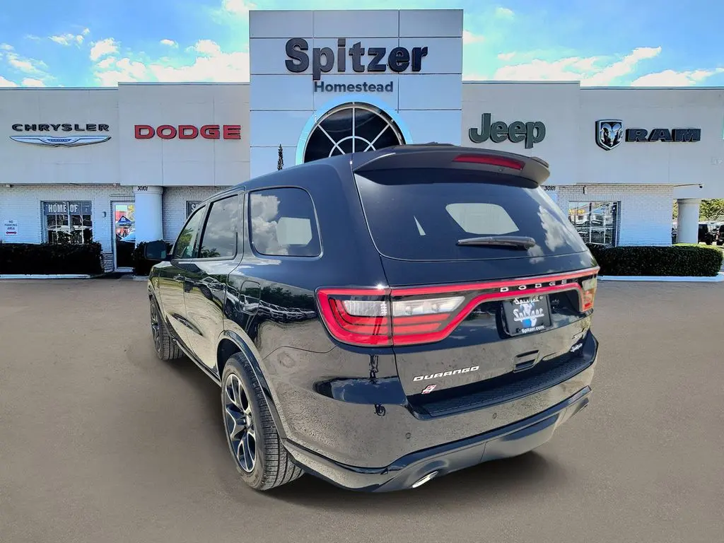 2026 Dodge Durango SRT Hellcat AWD photo 3