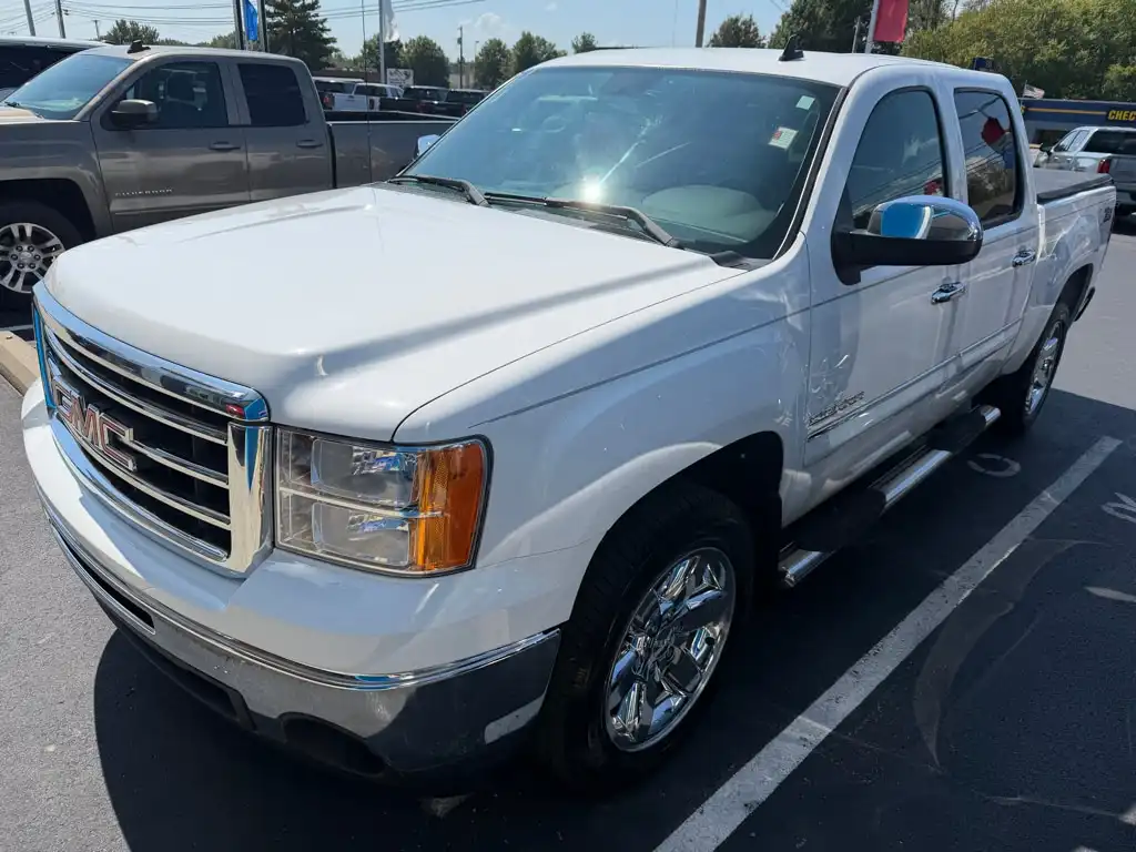 2012 GMC Sierra SLE 2WD Crew Cab SWB's photo