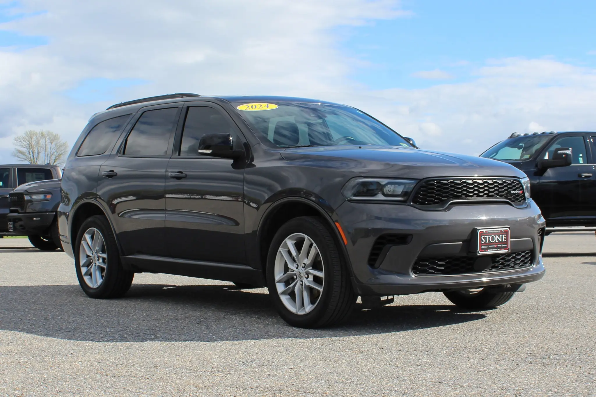 2024 Dodge Durango GT AWD Plus photo 3