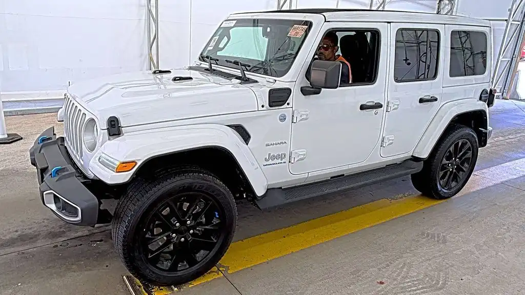 2023 Jeep Wrangler 4xe Sahara 4xe's photo