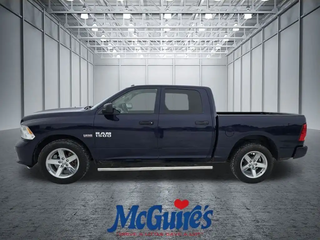 2017 RAM 1500 Express 4WD Crew Cab 5'7's photo