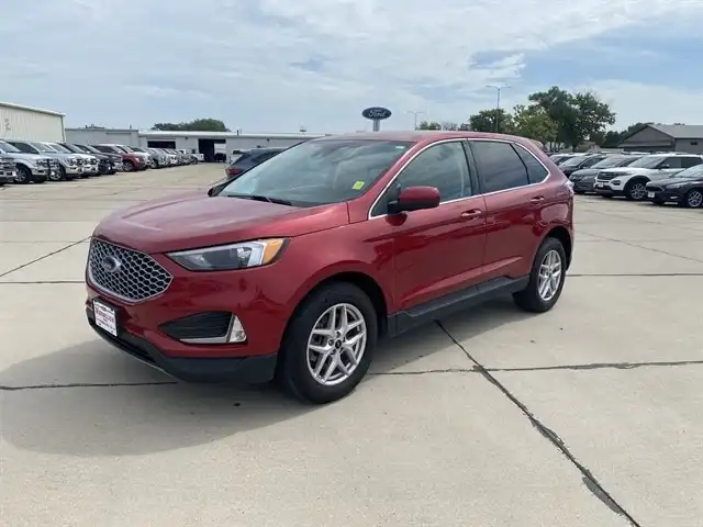2024 Ford Edge SEL AWD's photo