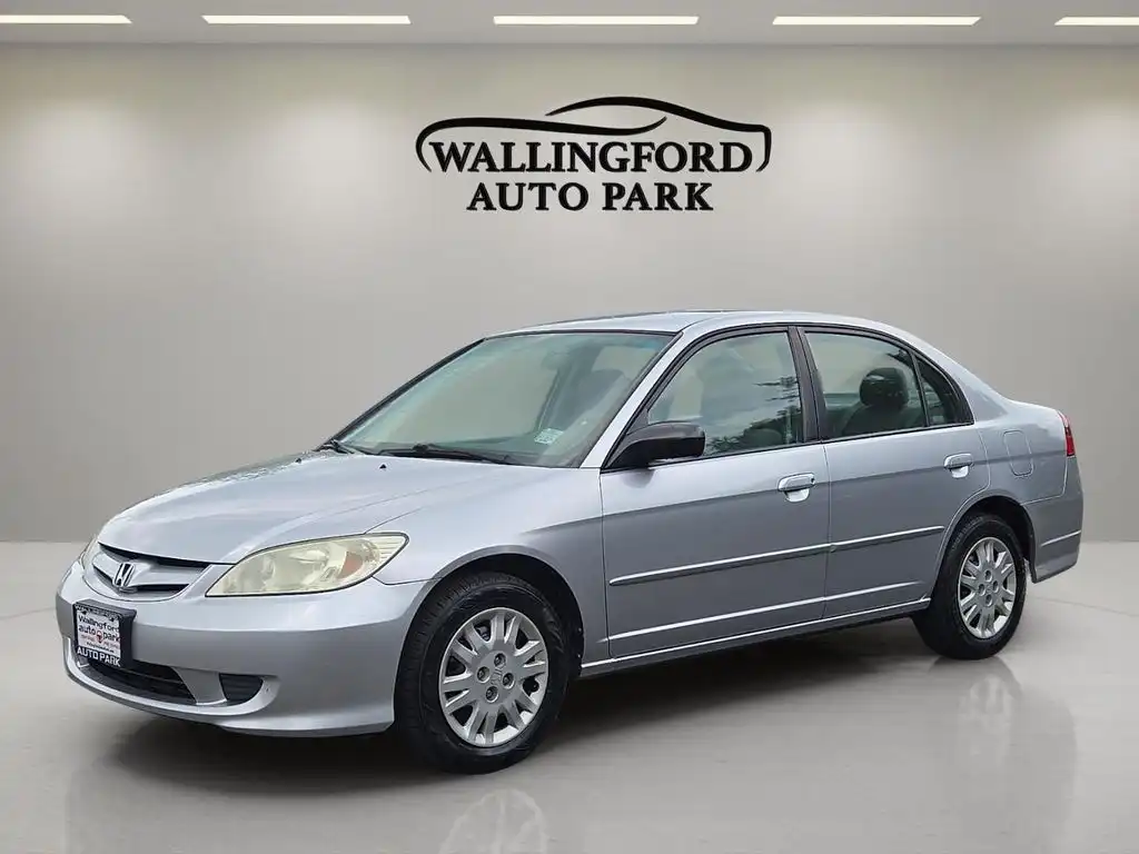 2005 Honda Civic LX 4AT's photo