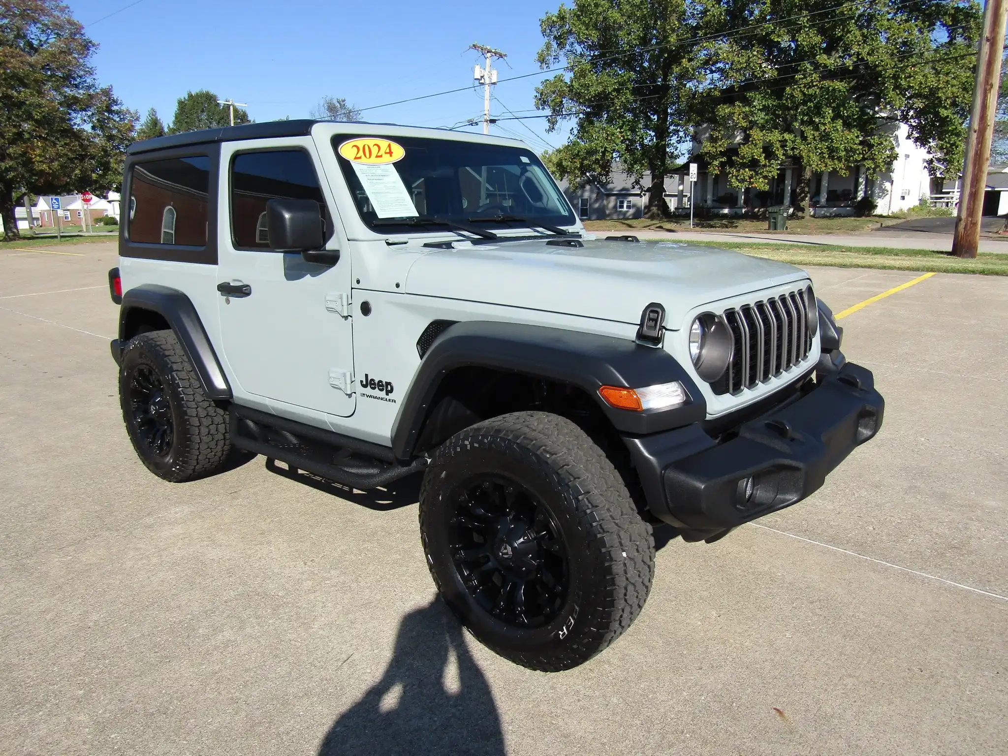 2024 Jeep Wrangler Sport's photo