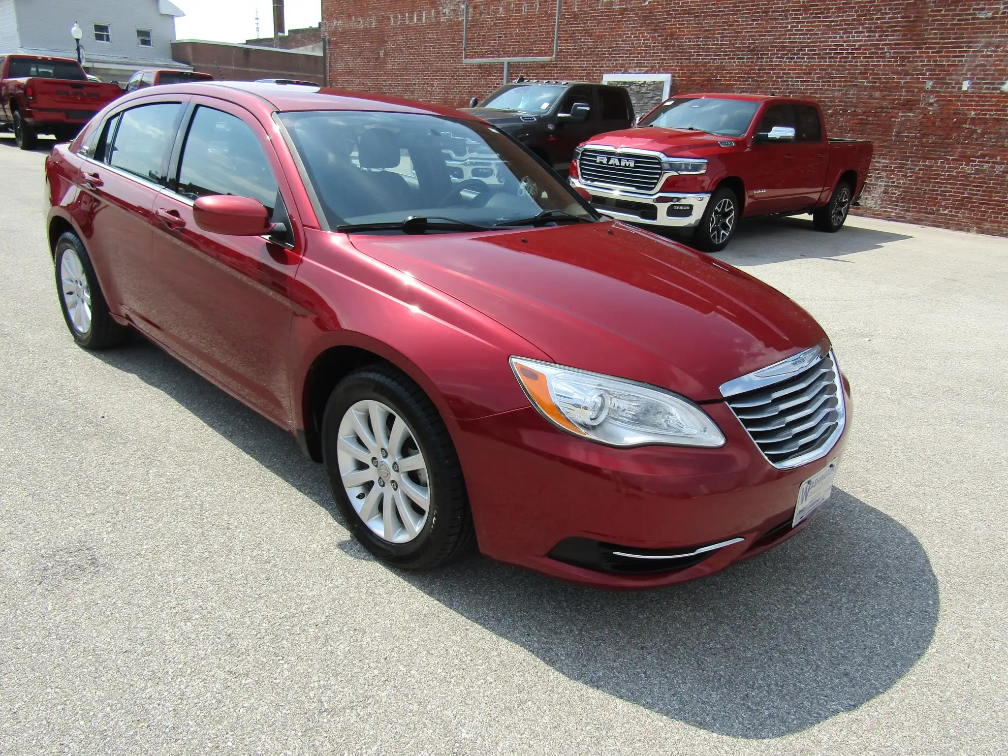 2013 Chrysler 200 Touring's photo
