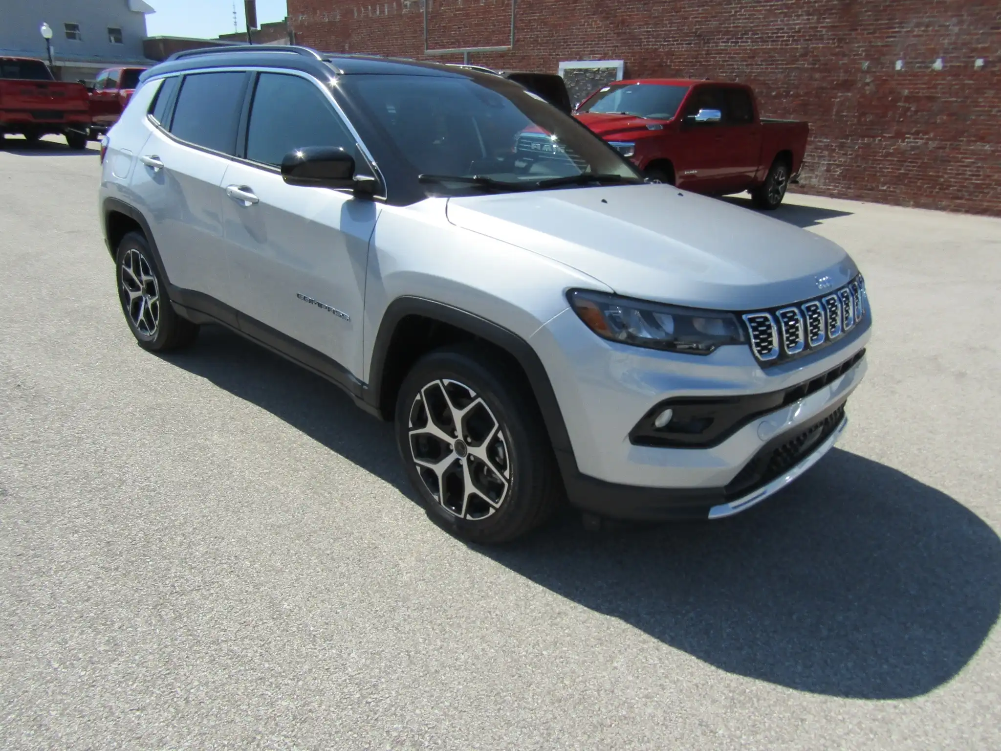 2026 Jeep Compass Limited 4WD's photo