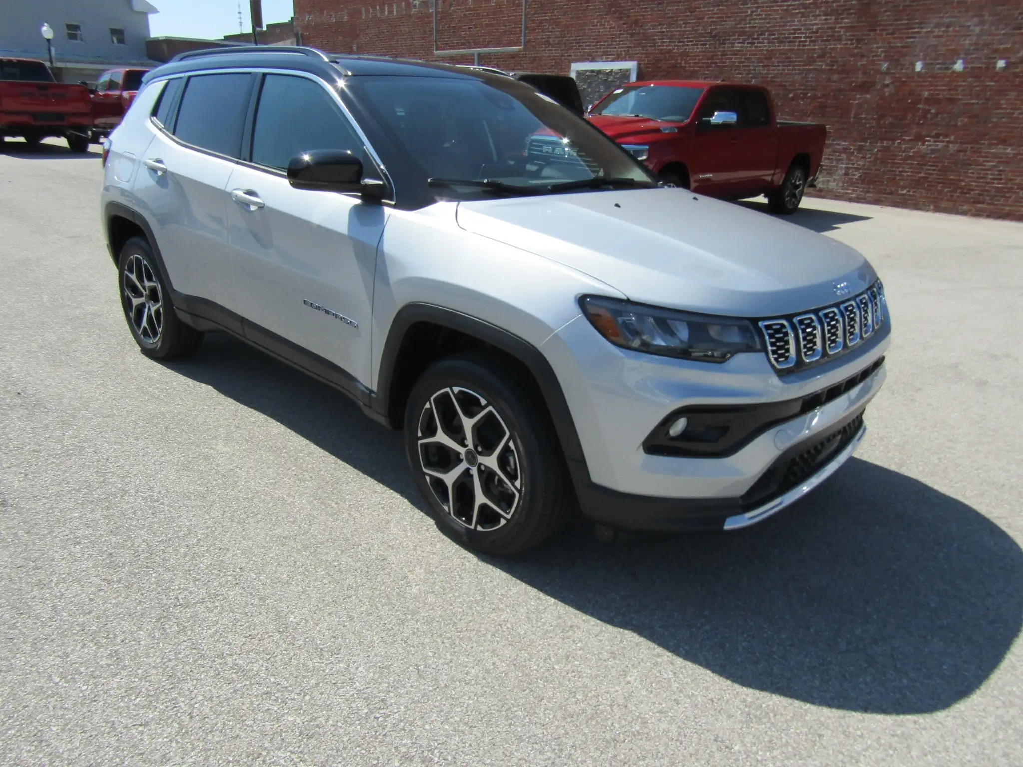 2026 Jeep Compass Limited 4WD's photo
