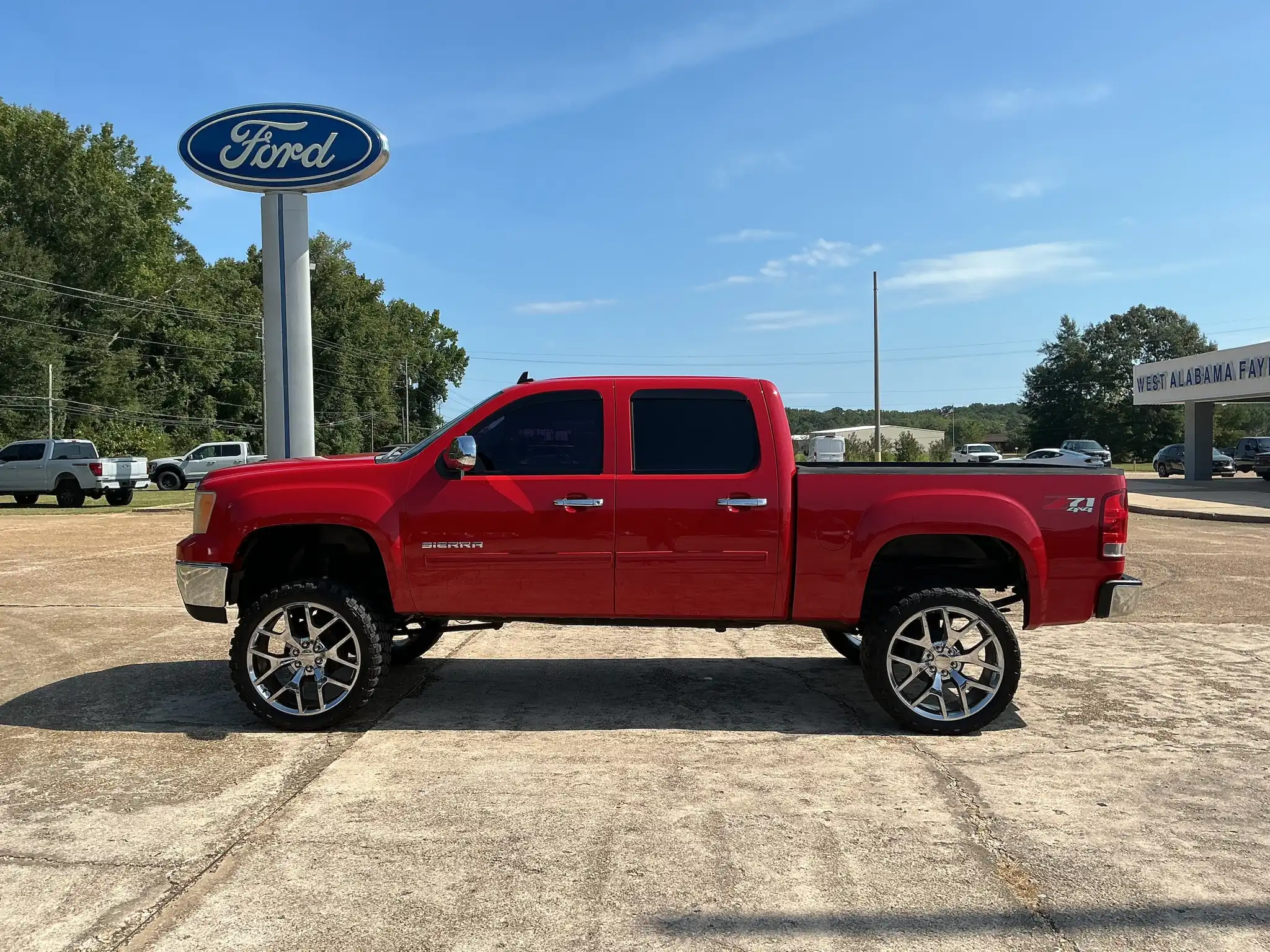 2012 GMC Sierra SLE 4WD Crew Cab SWB's photo