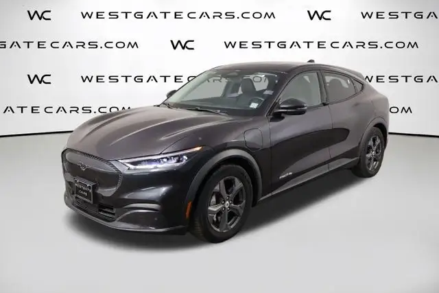 2022 Ford Mustang-Mach-e Select photo 1