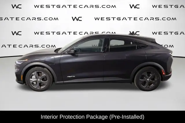 2022 Ford Mustang-Mach-e Select photo 5