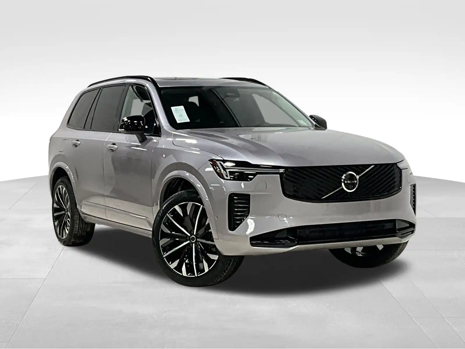 2026 Volvo XC90 B6 Ultra Dark 6-Seater AWD's photo
