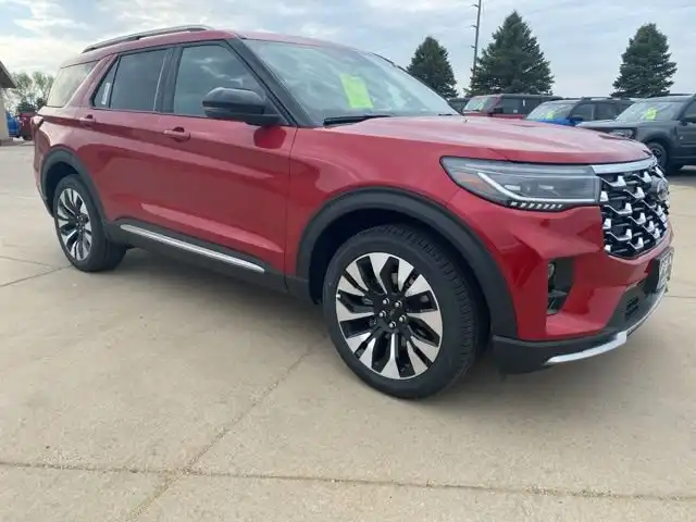 2026 Ford Explorer Platinum 4WD's photo