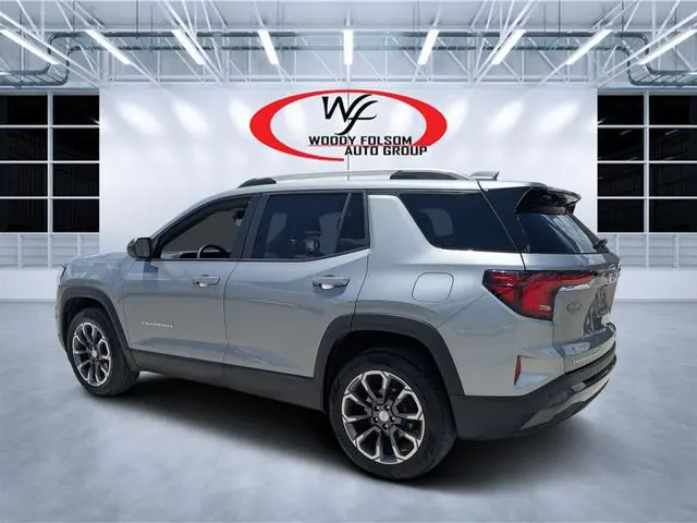 2025 GMC Terrain Elevation AWD photo 5