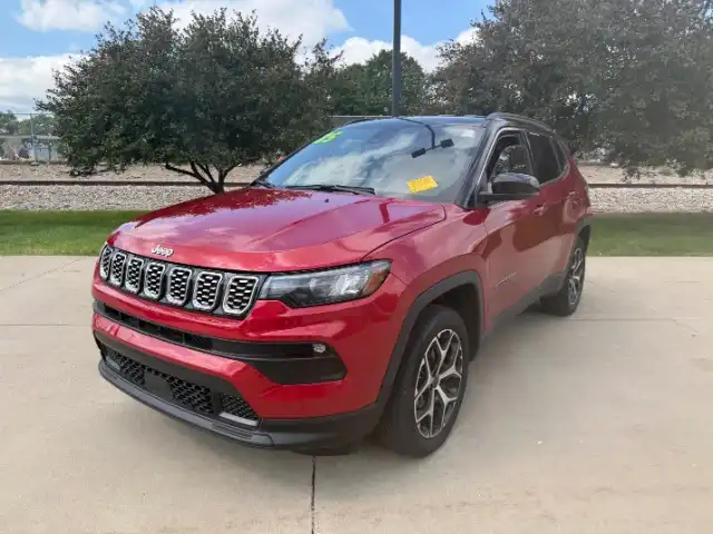 2025 Jeep Compass Limited 4X4's photo