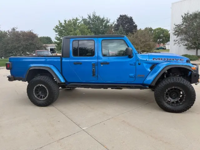 2021 Jeep Gladiator Mojave photo 4