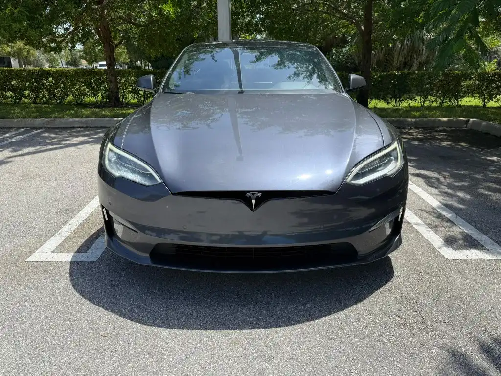 2021 Tesla Model S Long Range Plus's photo