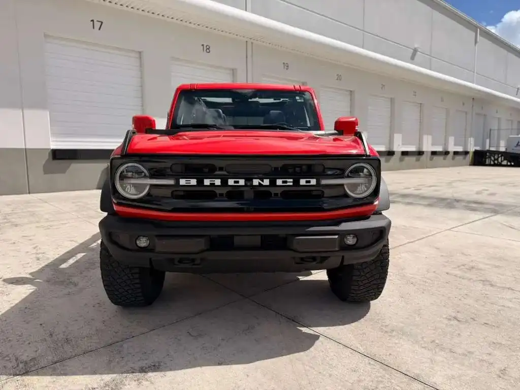 2022 Ford Bronco Outer Banks Advanced 4x4's photo