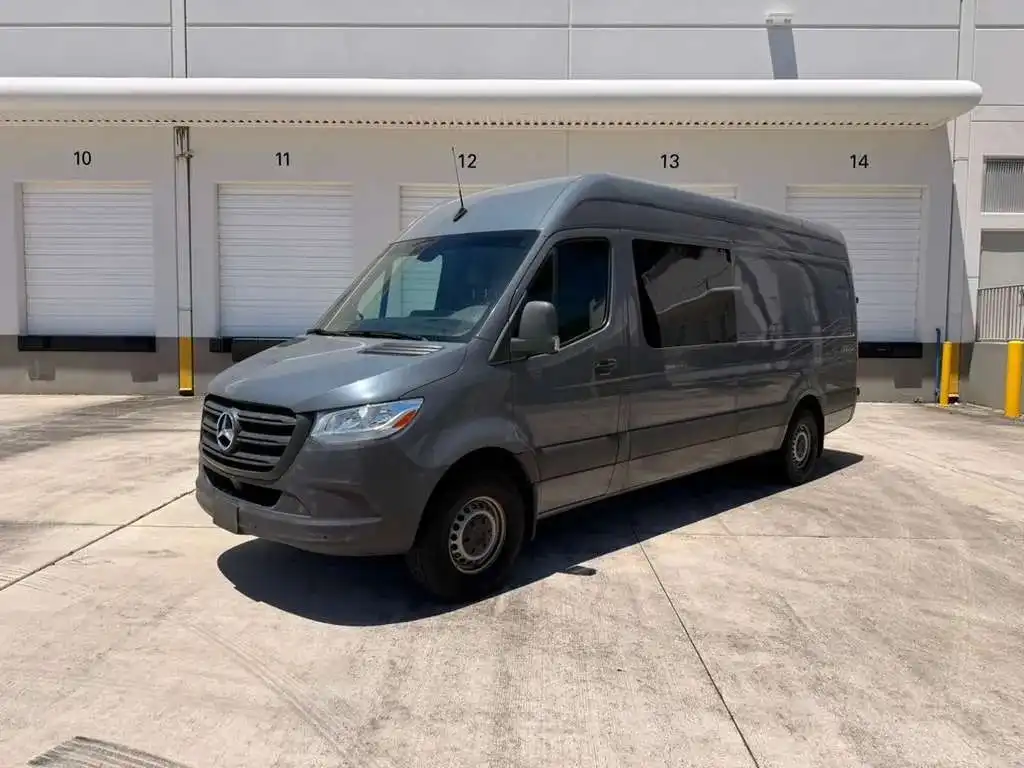 2022 Mercedes-Benz Sprinter 2500 170 WB 3.0D High Roof's photo