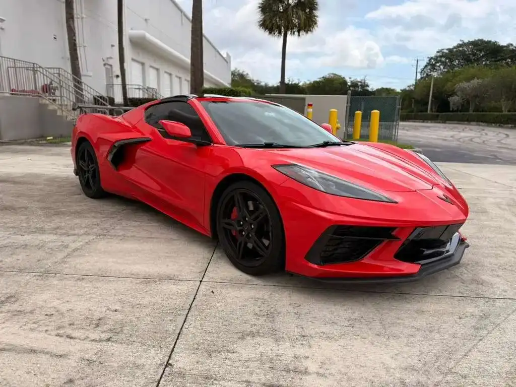2020 Chevrolet Corvette Stingray Coupe 2LT's photo