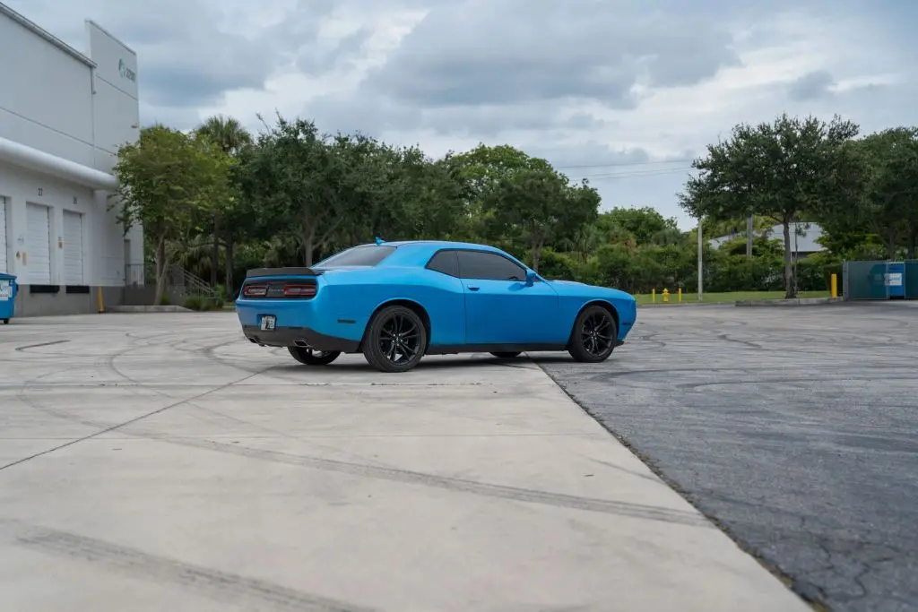 2018 Dodge Challenger SXT Plus photo 4