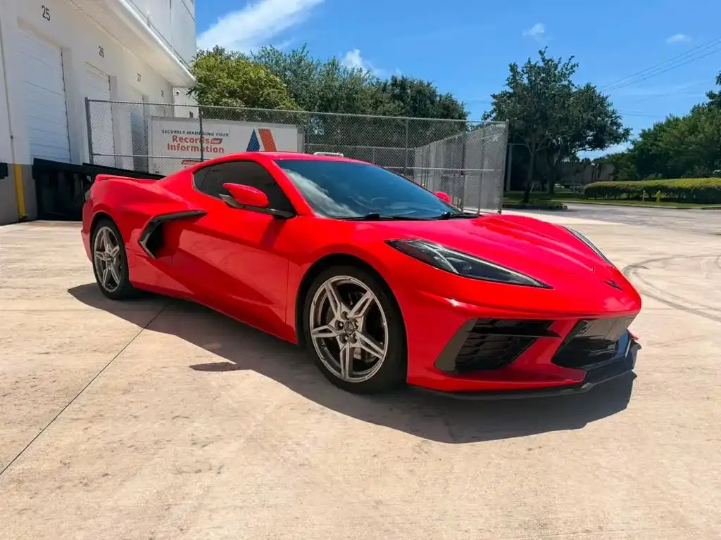 2020 Chevrolet Corvette Stingray Coupe 3LT's photo