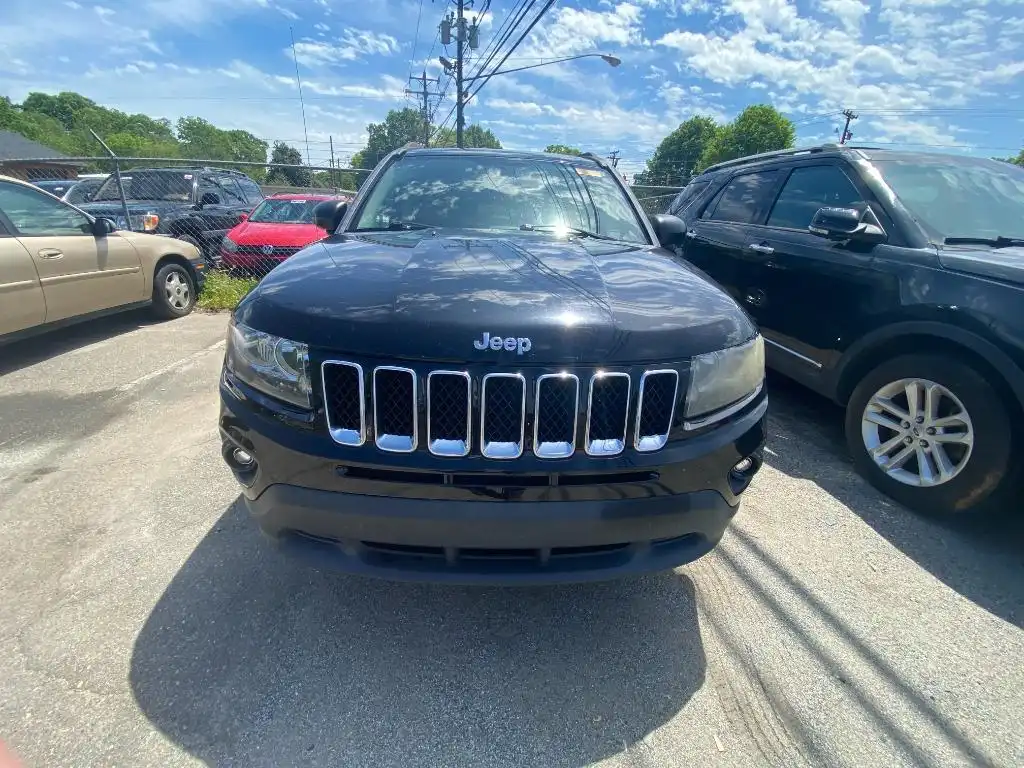2015 Jeep Compass Sport's photo