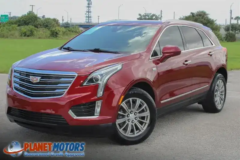 2017 Cadillac XT5 Luxury FWD's photo