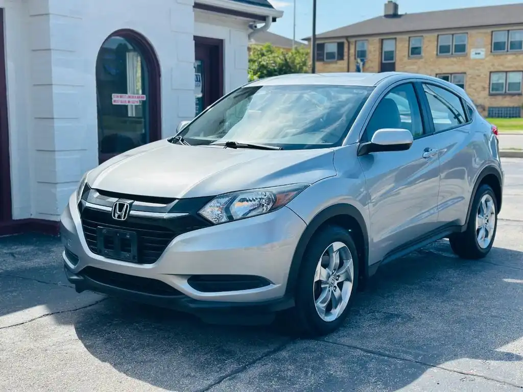 2017 Honda HR-V LX AWD's photo