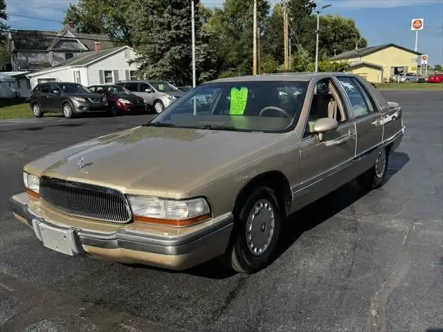 1993 Buick Roadmaster's photo