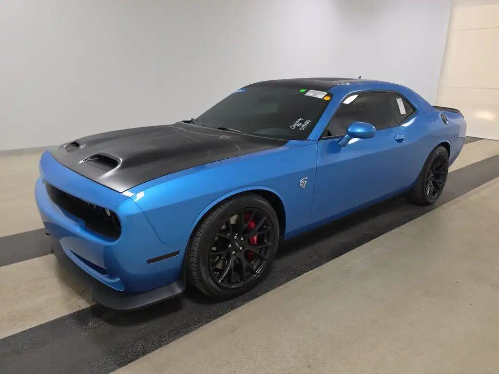 2019 Dodge Challenger SRT Hellcat Plus's photo
