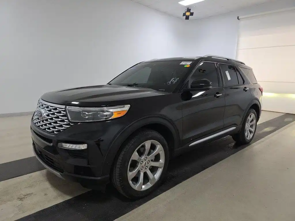 2020 Ford Explorer Platinum 4WD's photo