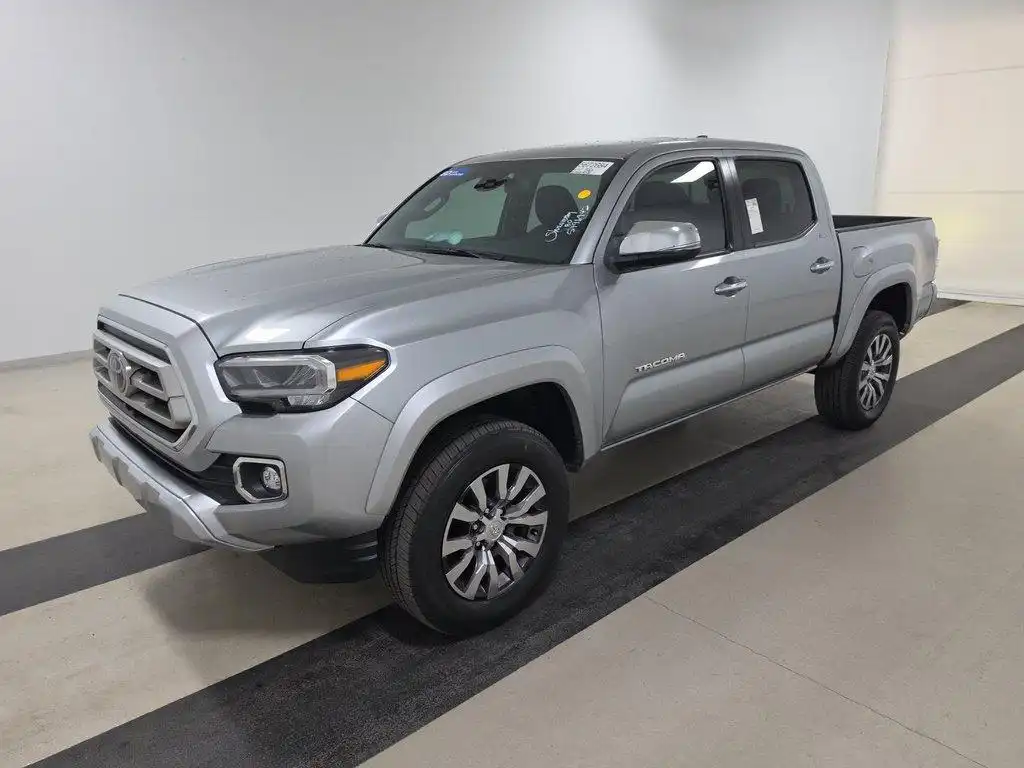 2022 Toyota Tacoma Limited Double Cab 2WD V6 Auto Short Bed's photo