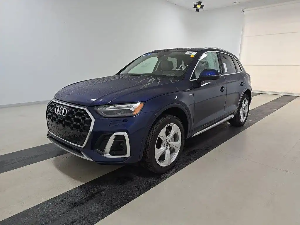 2023 Audi Q5 45 Prestige's photo
