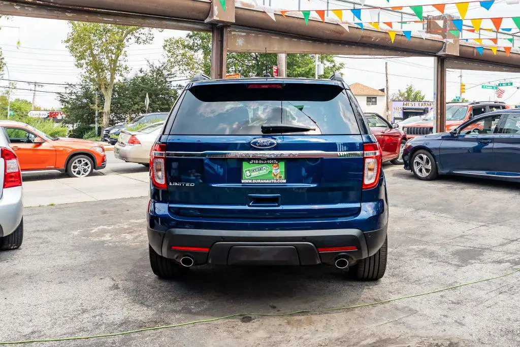 2012 Ford Explorer Limited photo 5