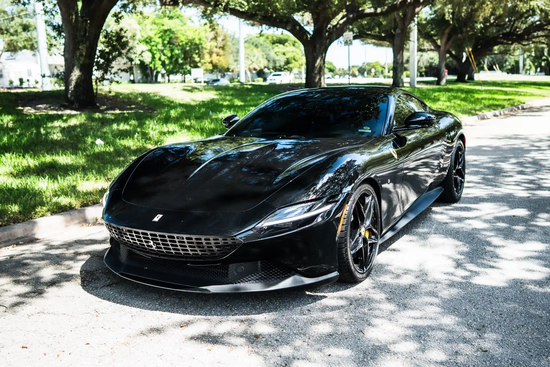 2024 Ferrari Roma Base's photo