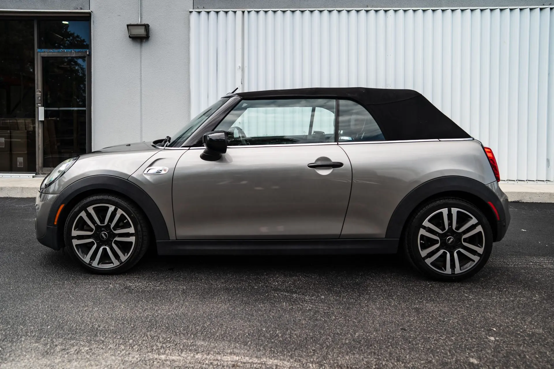 2020 MINI Convertible Cooper S photo 4