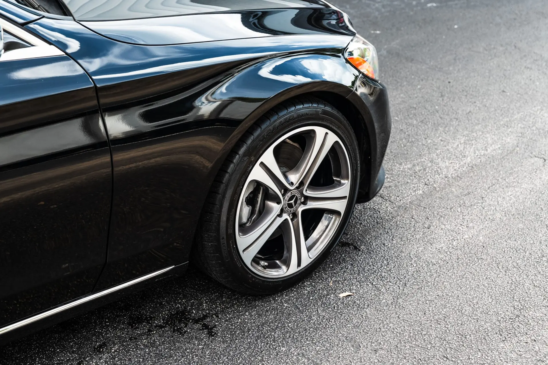 2019 Mercedes-Benz C-Class C300 photo 4