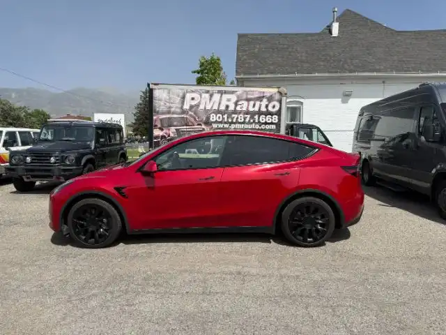 2021 Tesla Model Y Long Range Dual Motor All-Wheel Drive's photo