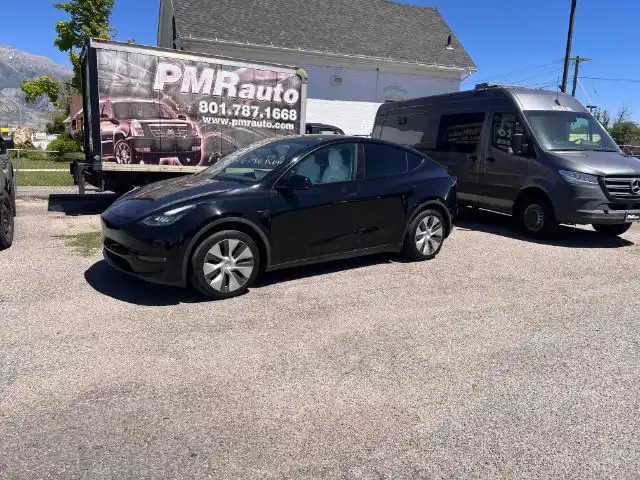 2022 Tesla Model Y Long Range Dual Motor All-Wheel Drive's photo