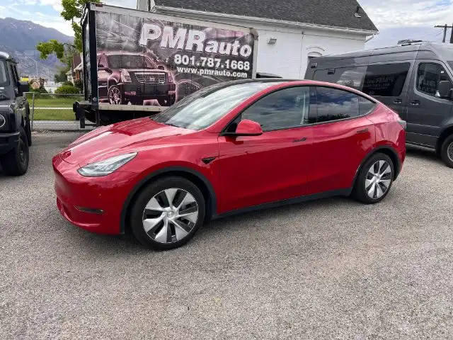 2022 Tesla Model Y Long Range Dual Motor All-Wheel Drive's photo