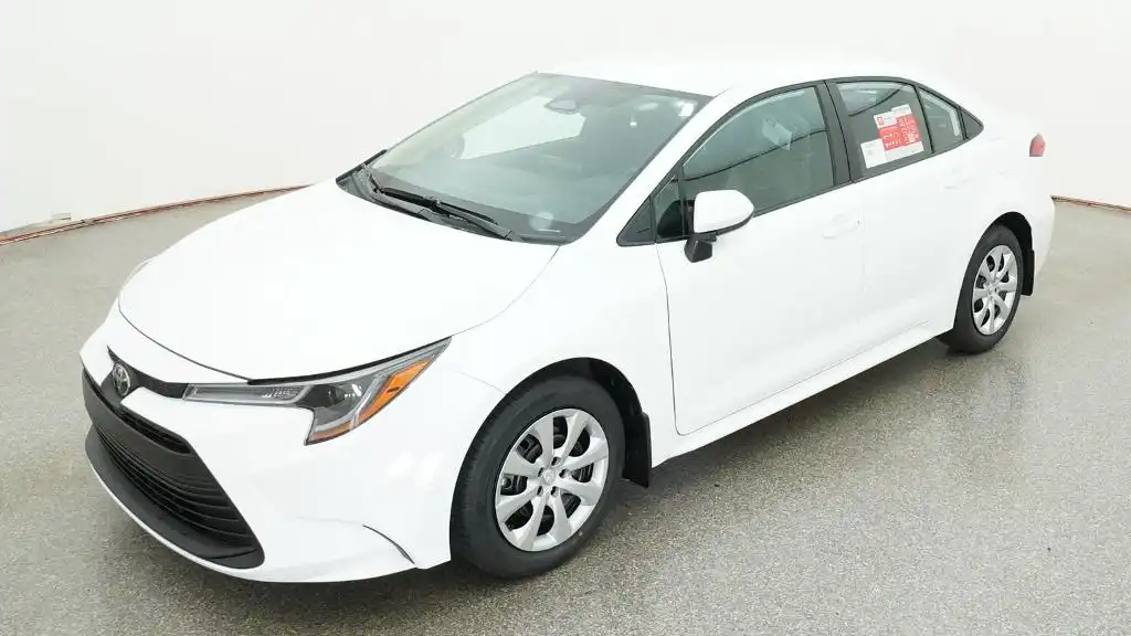 2026 Toyota Corolla LE CVT's photo