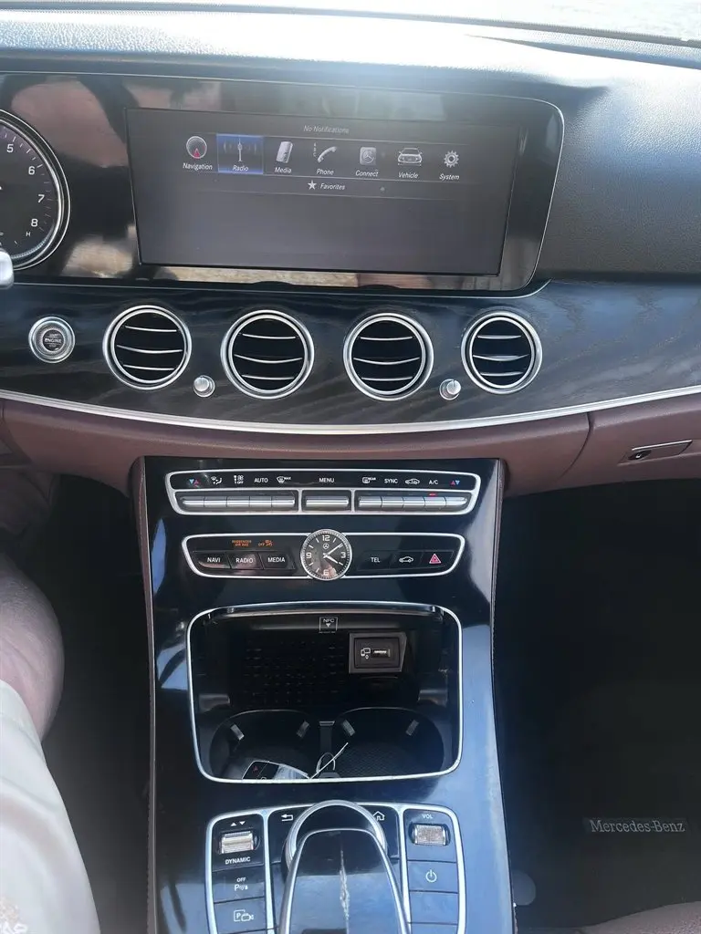 2017 Mercedes-Benz E-Class E300 photo 5